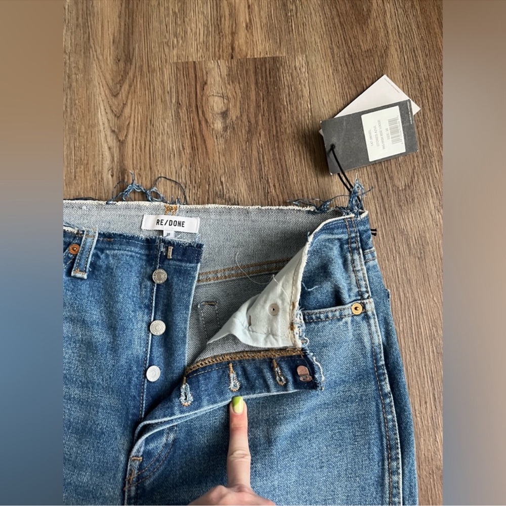 RE/DONE 90's High Rise Loose Jeans NWT Size 28 MSRP $275
